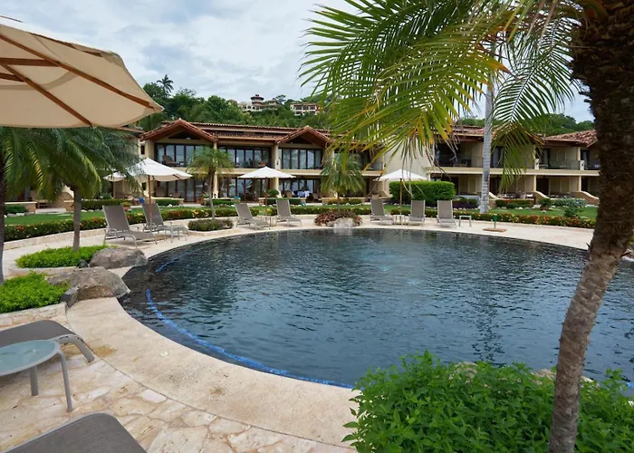 Palms 3- Luxury Beachfront Playa Flamingo