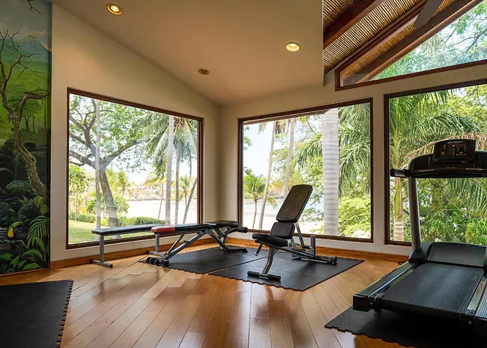Palms 3- Luxury Beachfront * Playa Flamingo